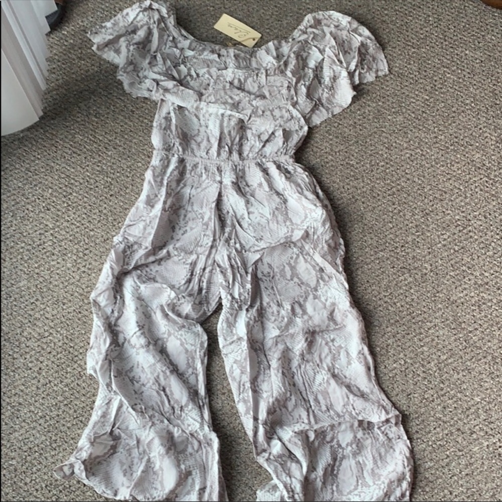 Elan Snake print off shoulder jumper